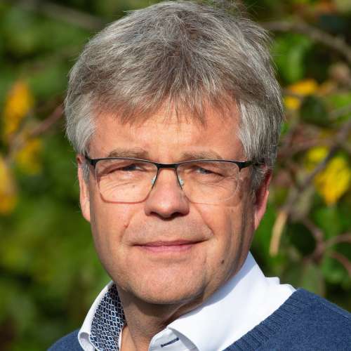 images/03_personen/thomas_clemen.jpg#joomlaImage://local-images/03_personen/thomas_clemen.jpg?width=500&height=500